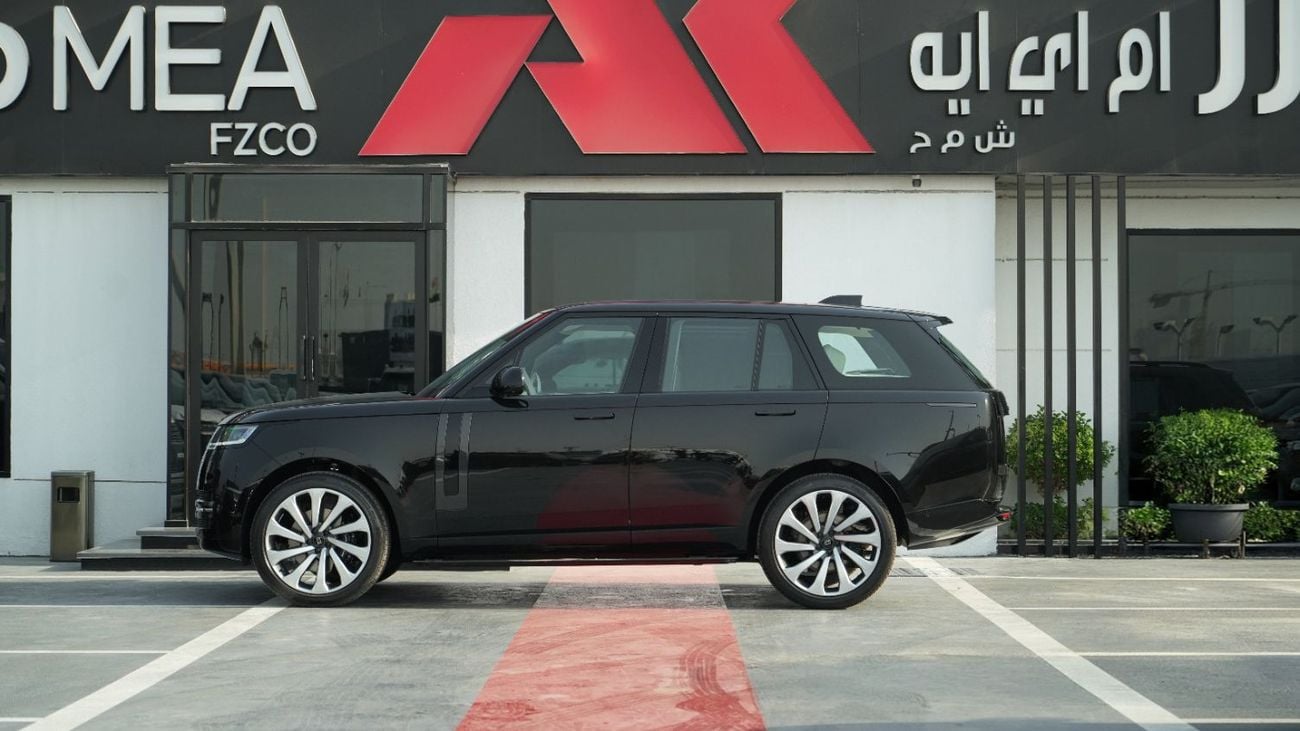 Land Rover Range Rover HSE P400 Santorini Black- white 2027MY Export Only