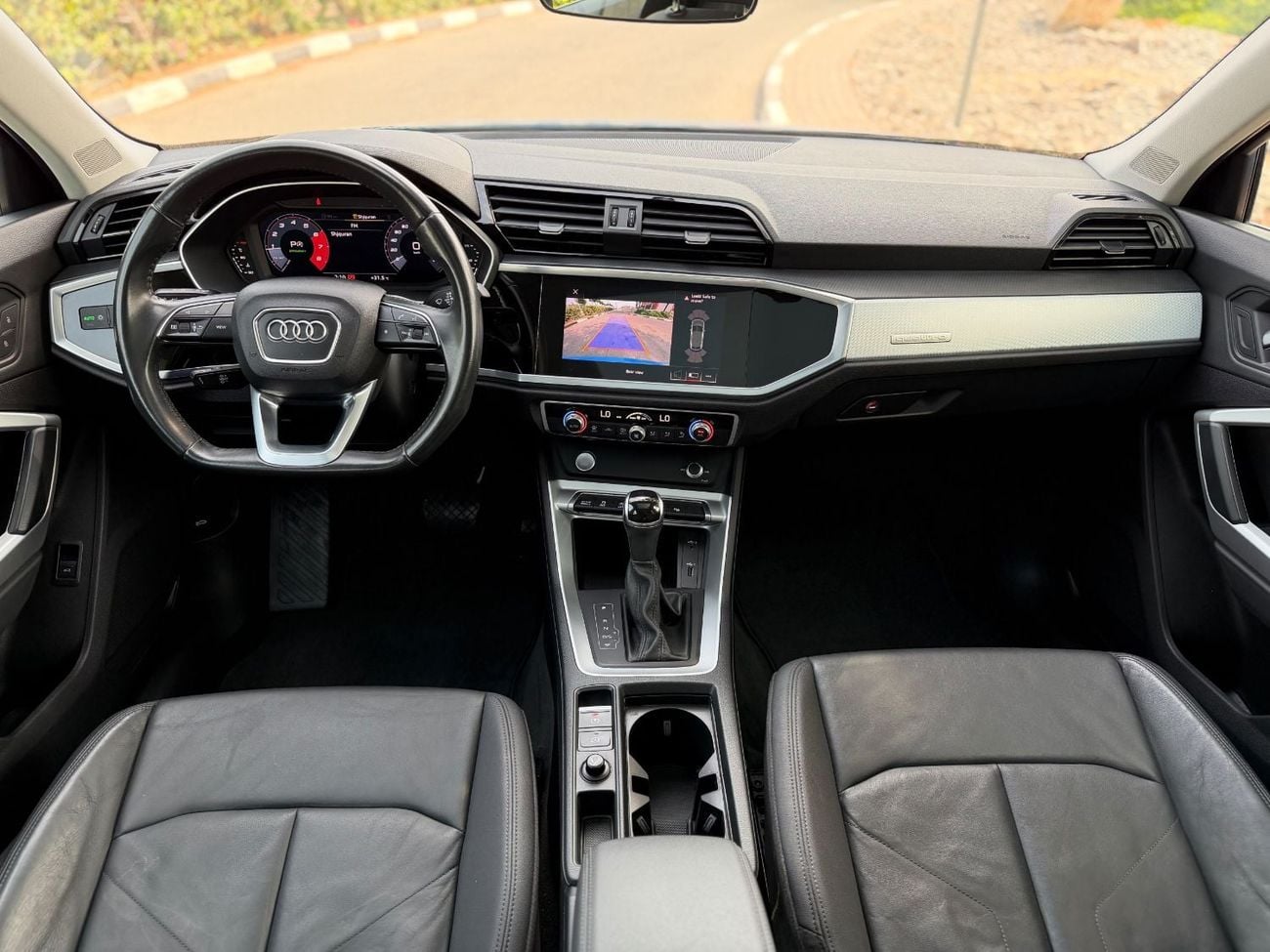 Audi Q3 40 TFSI S-LINE Audi Q3 2020 Gcc Sline perfect color
