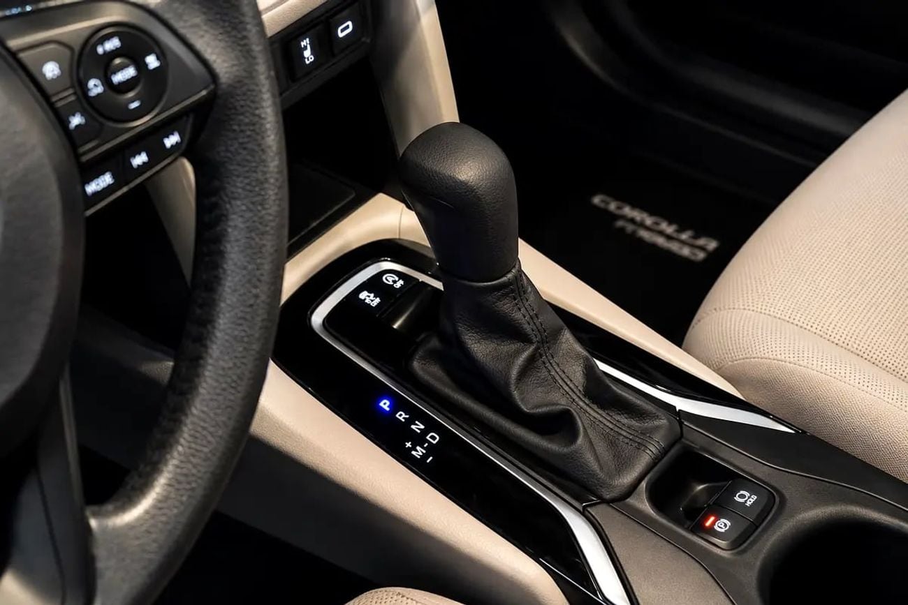 تويوتا كورولا كروس LE 680 PM | 3 MONTHS WARRANTY | LE | FUEL EFFICIENT
