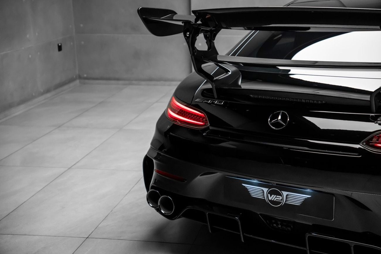 مرسيدس بنز AMG GT BLACK SERIES