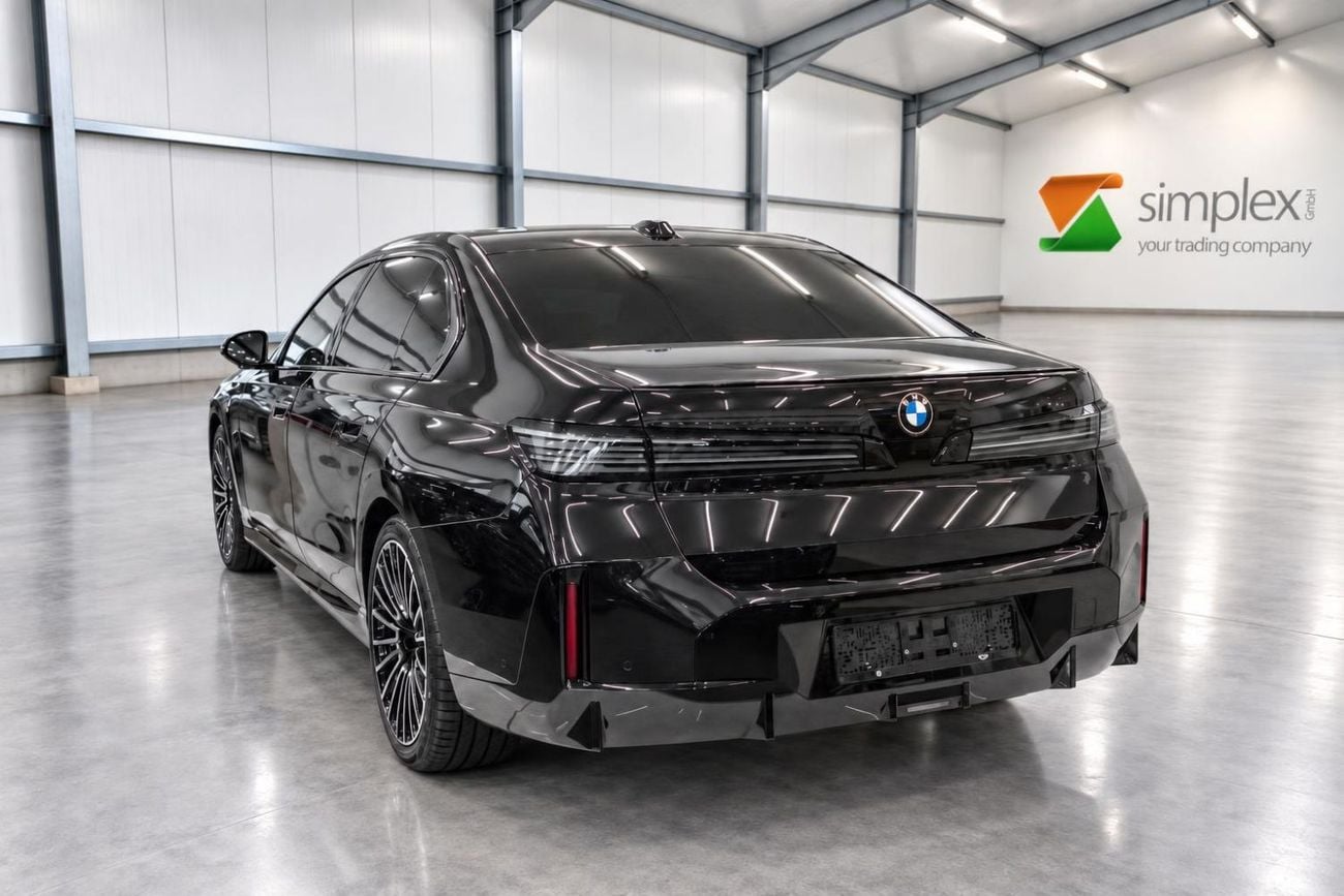 بي أم دبليو 740i