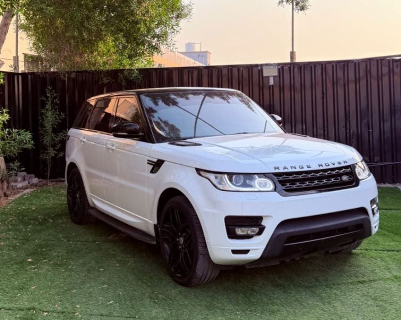 Land Rover Range Rover Sport HSE