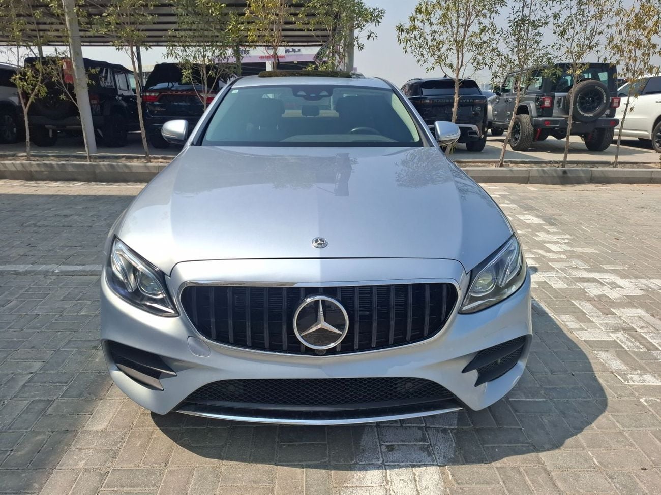 مرسيدس بنز E300 AMG