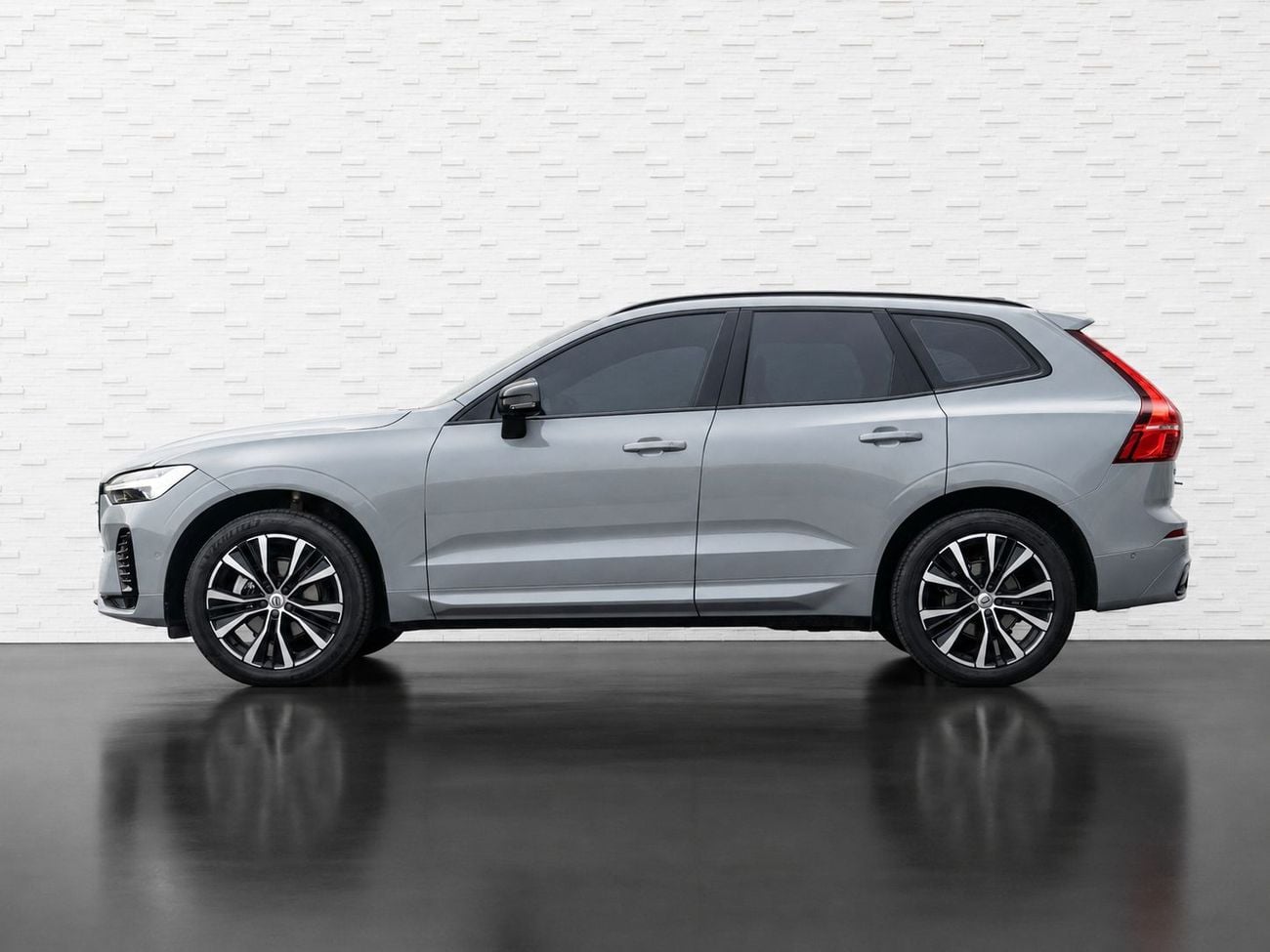 Volvo XC60 ULTIMATE DARK LE Volvo XC60 B5 2024 GCC specs
