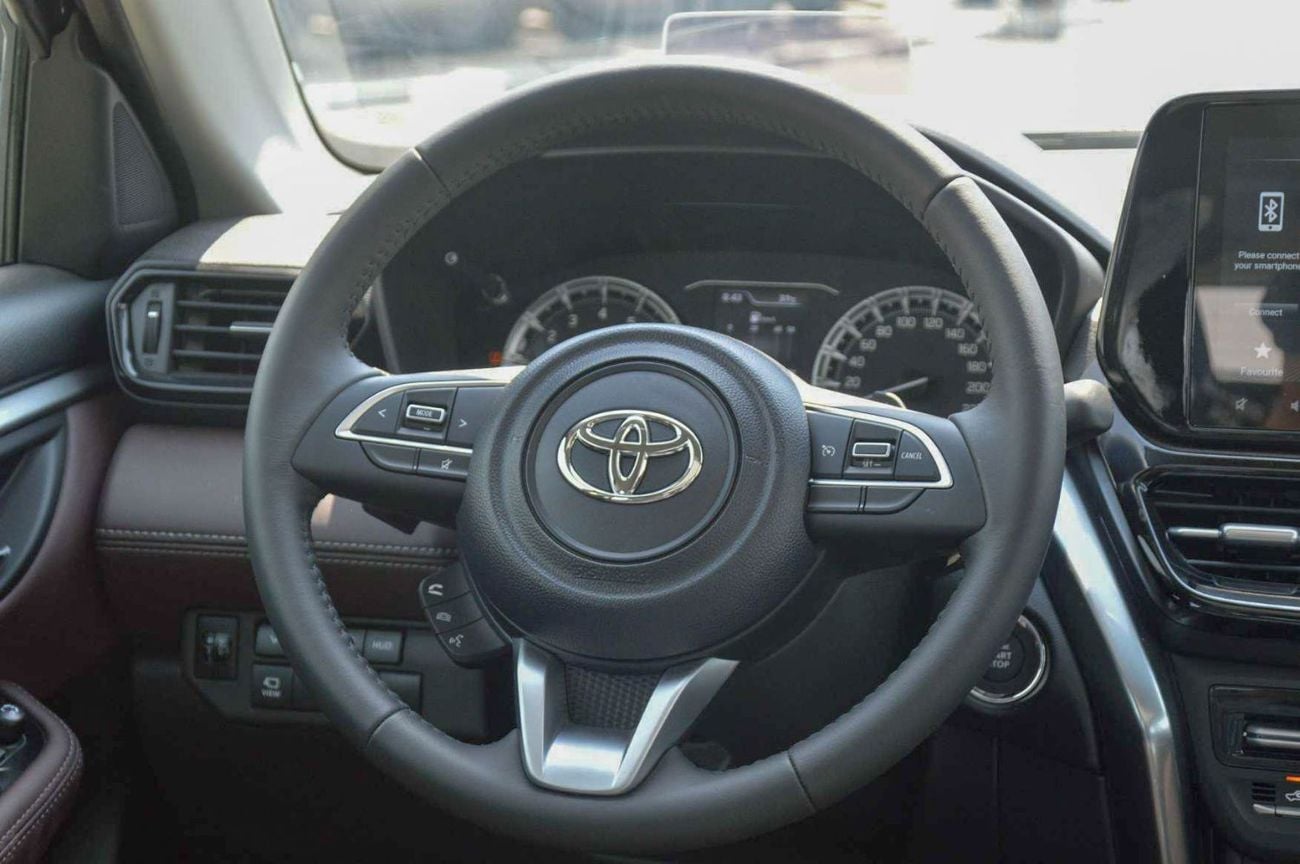 تويوتا أوربان كروزر 1.5L FWD PETROL SUV 2026