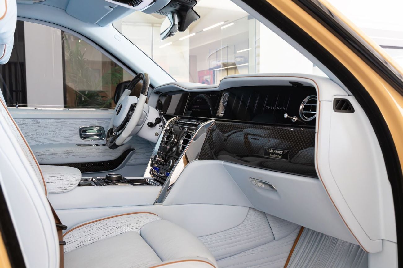 Rolls Royce Cullinan STANDARD Rolls-Royce Cullinan | Original MANSORY with certificate | 1 of 1 Edition | GCC