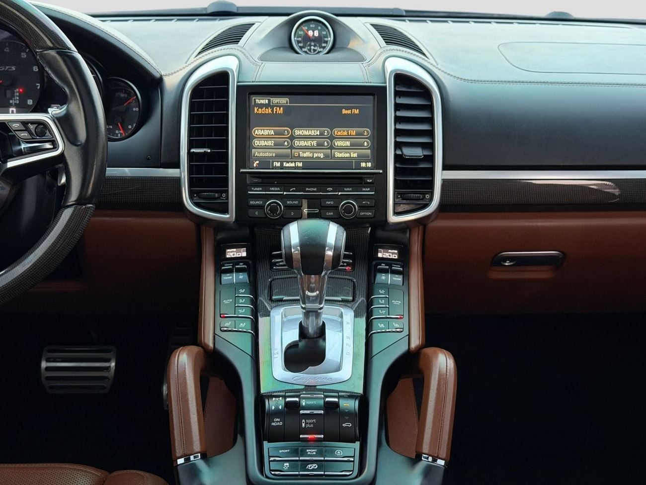 Porsche Cayenne GTS PORSCHE CAYENNE GTS | 4.8L V8 | 440 HP | AWD | 2016 | GCC SPECS