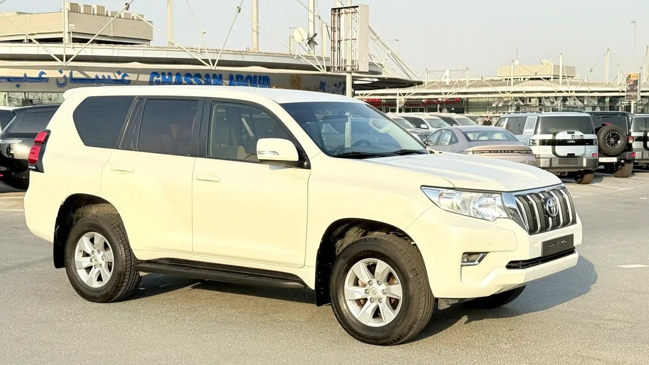 Toyota Prado EXR Toyata EXR Gcc specs -Low killmiter excellent condition