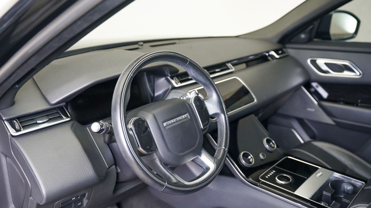 Land Rover Range Rover Velar R-DYNAMIC SE