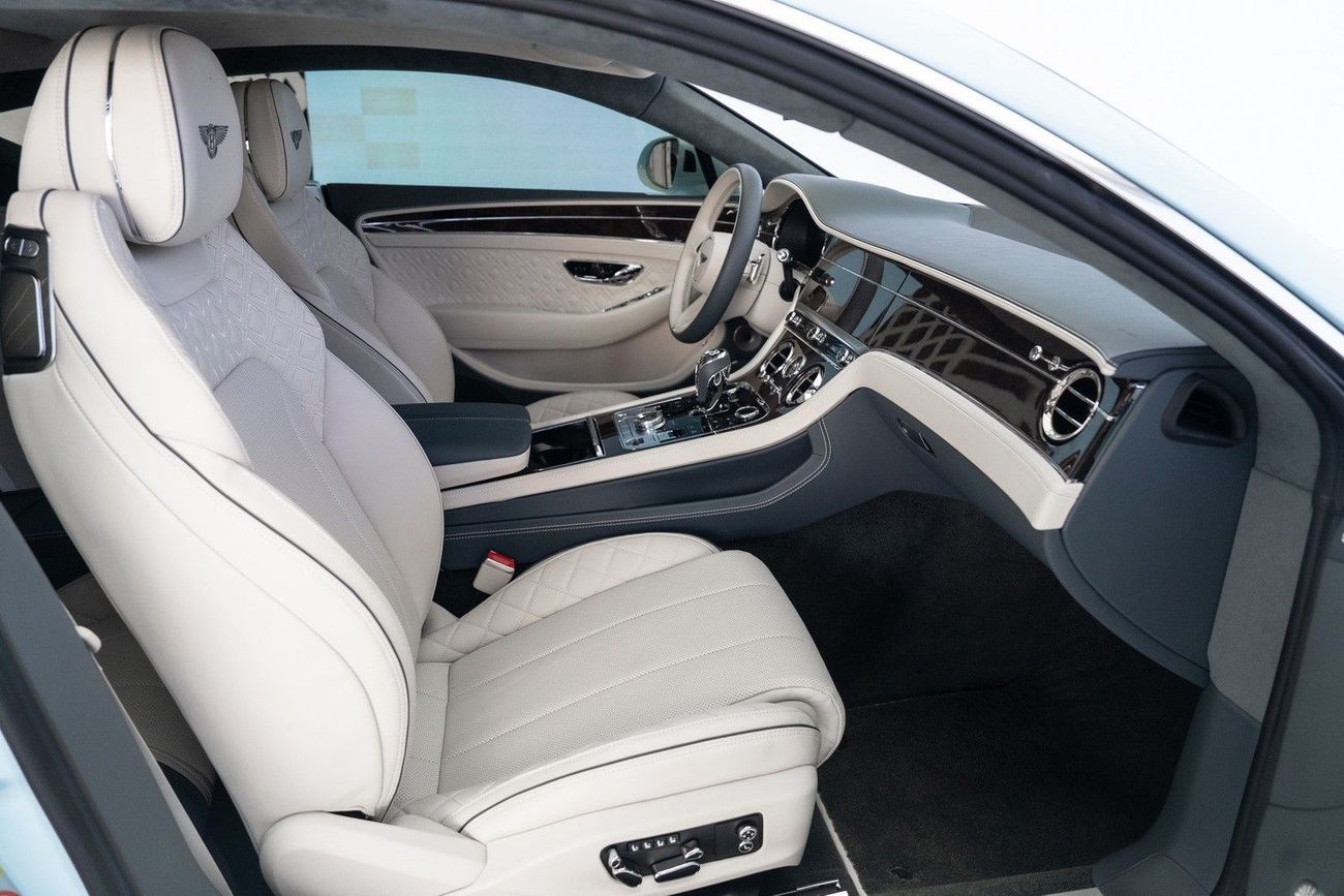 بنتلي كونتيننتال جي تي STANDARD
