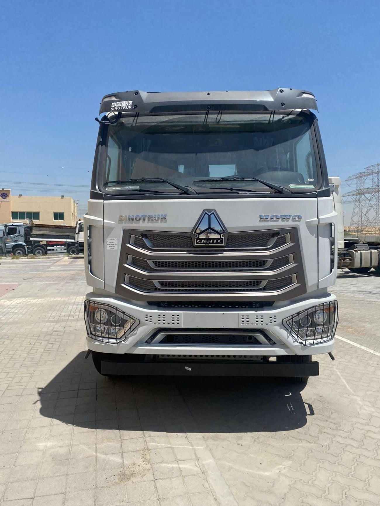 Sinotruk Howo NX Tractor Sinotruck Howo NX TRACTOR 2025 Model 4*2