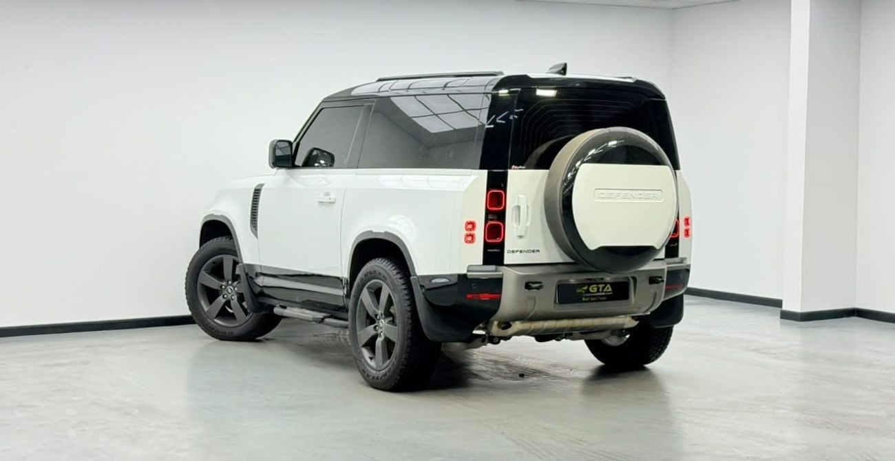 لاند روفر ديفندر 90 X-DYNAMIC HSE P400