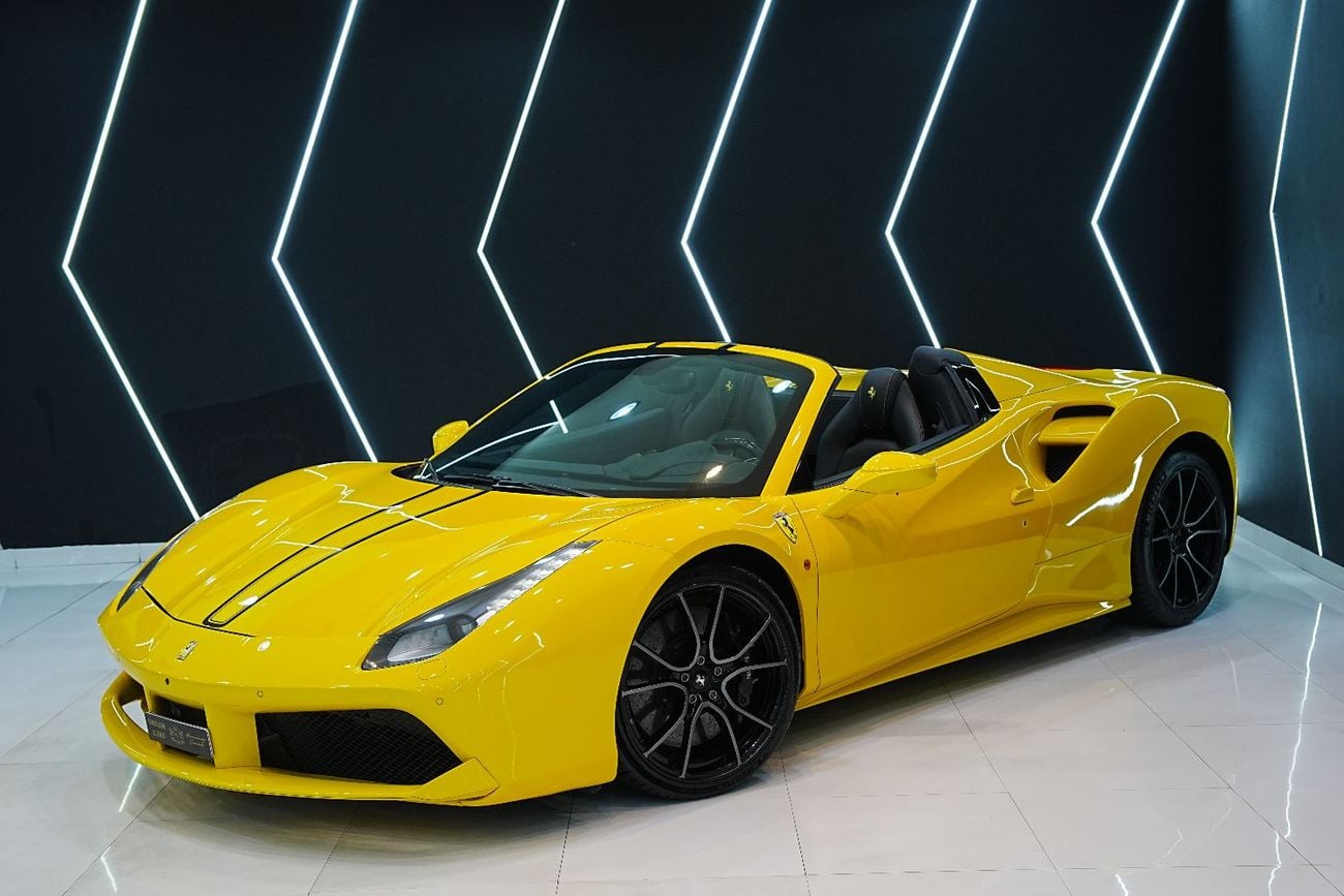 Ferrari 488 Spider STANDARD Carbon Fiber Pack, Passenger Display, JBL Audio, GCC Specs!!