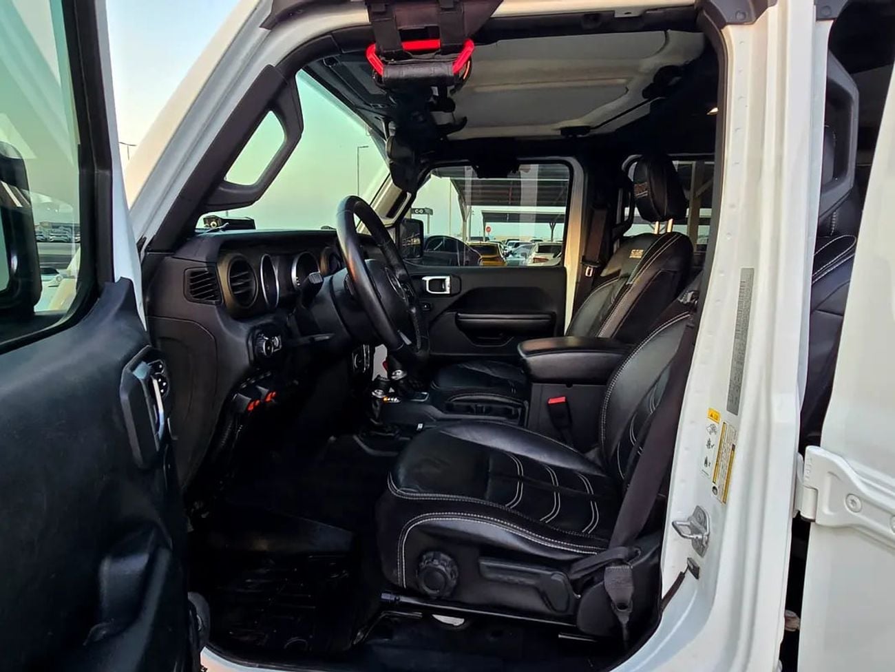 Jeep Wrangler Oscar Mike Edition - GCC Specs