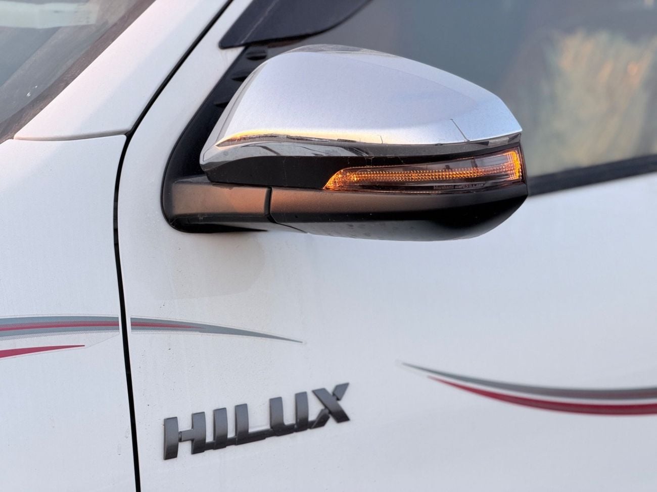 Toyota Hilux DLX TOYOTA HILUX (GUN125) 2.4L Pick-up 4WD 4 Doors