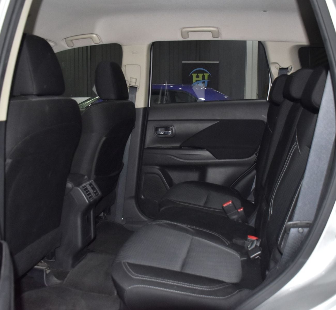 Mitsubishi Outlander GLX EXCELLENT DEAL for our Mitsubishi Outlander PHEV ( 2020 Model ) in Silver Color GCC Specs