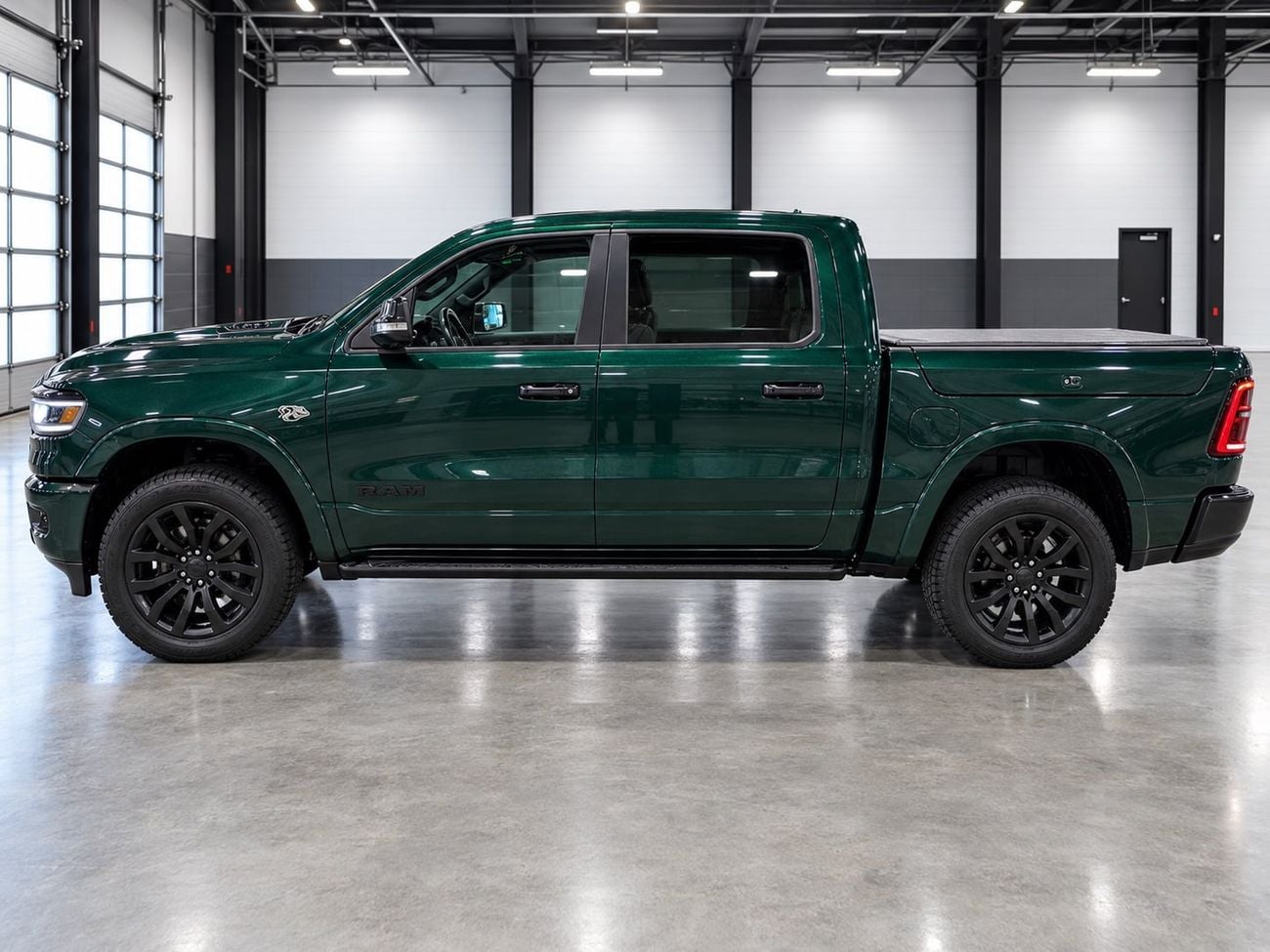 RAM 1500 LIMITED FULL SPEC LIMITED NIGHT PACKAGE 5.7