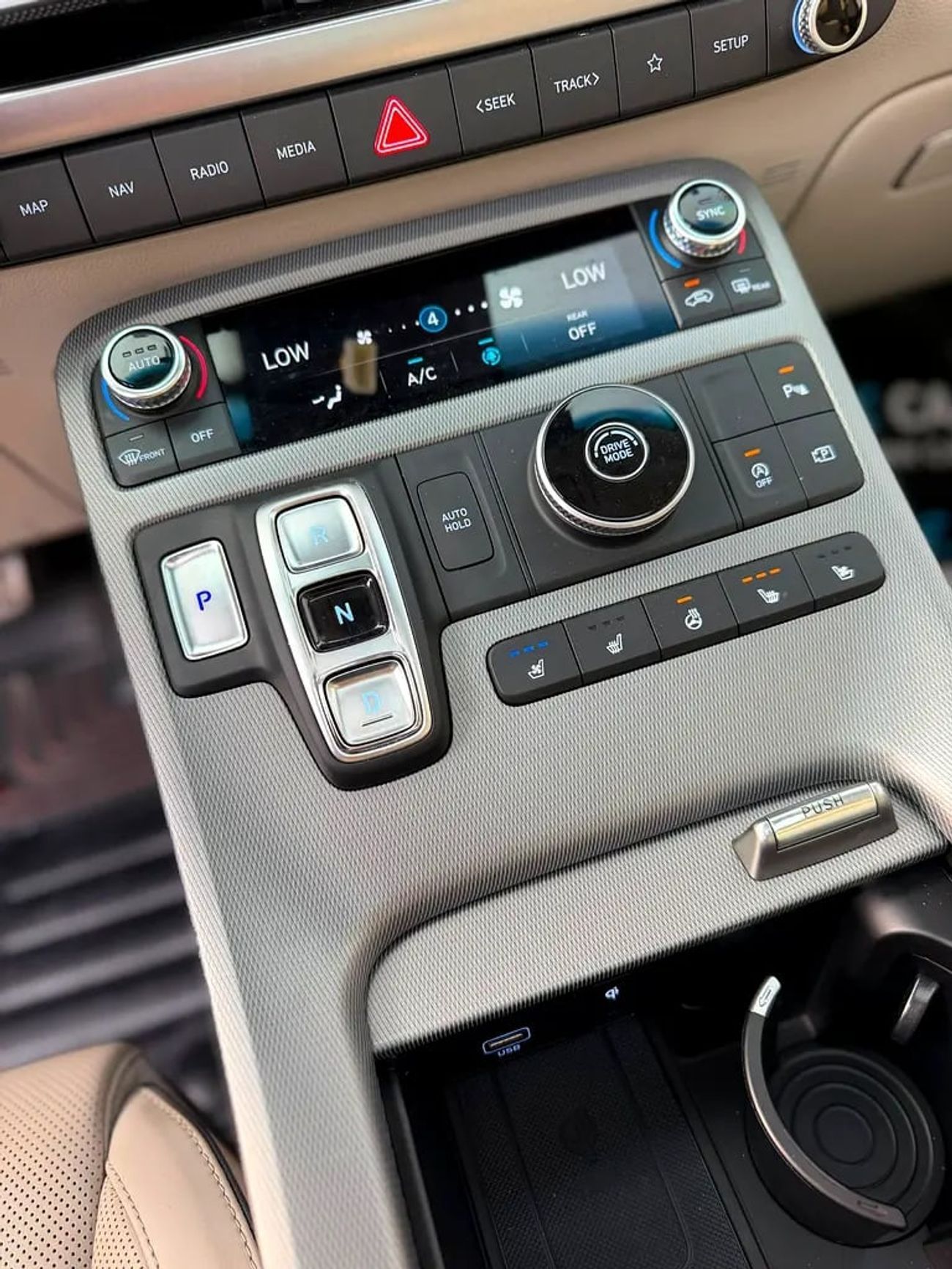 Hyundai Palisade PREMIUM | Korean Specs | Fully Loaded Luxury SUV