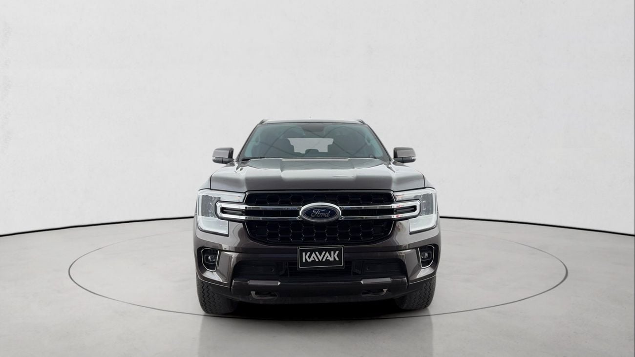 Ford Everest XLT | Guaranteed Warranty | 0 Down Payment