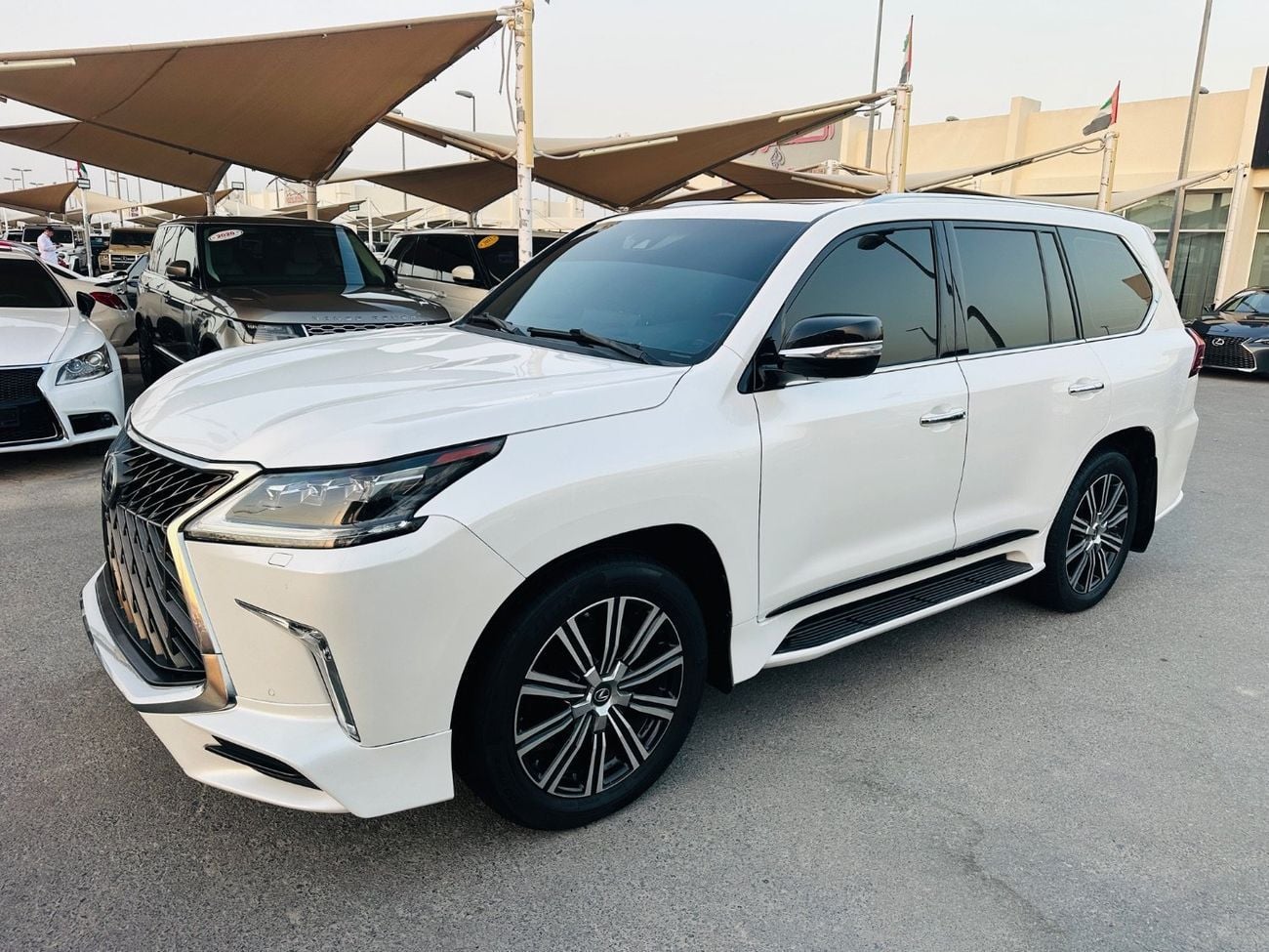 Lexus LX570 PLATINUM SIGNATURE