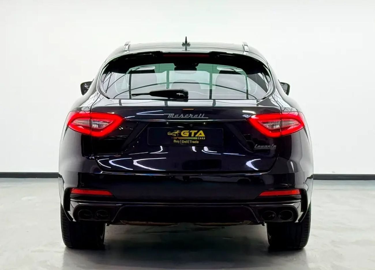Maserati Levante Trofeo, Warranty, Carbon Fiber Interior, Excellent Condition, GCC