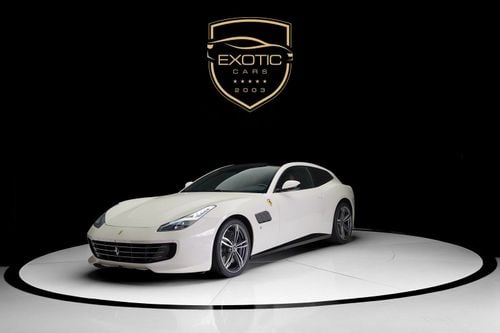 فيراري جي تي سي 4 لوسو LUSSO