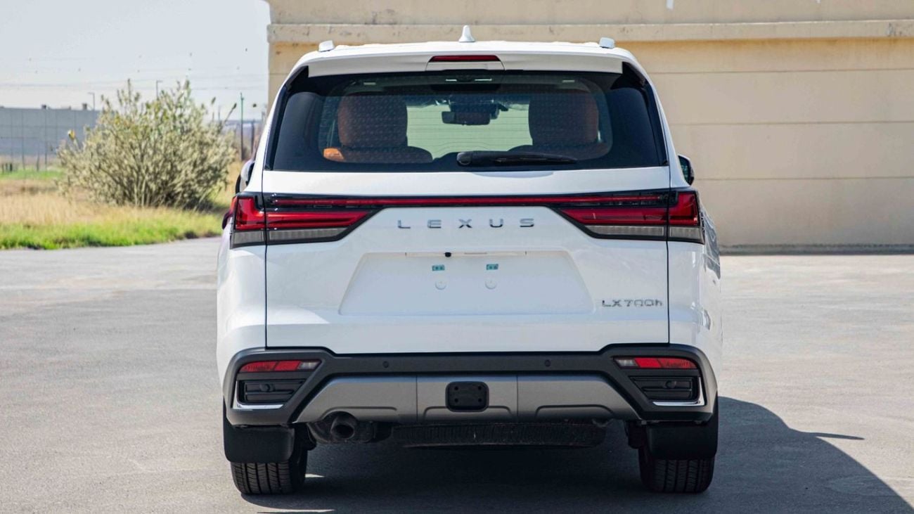 لكزس LX 700h VIP 3.5 لتر | 2026 | للتسجيل المحلي +10%
