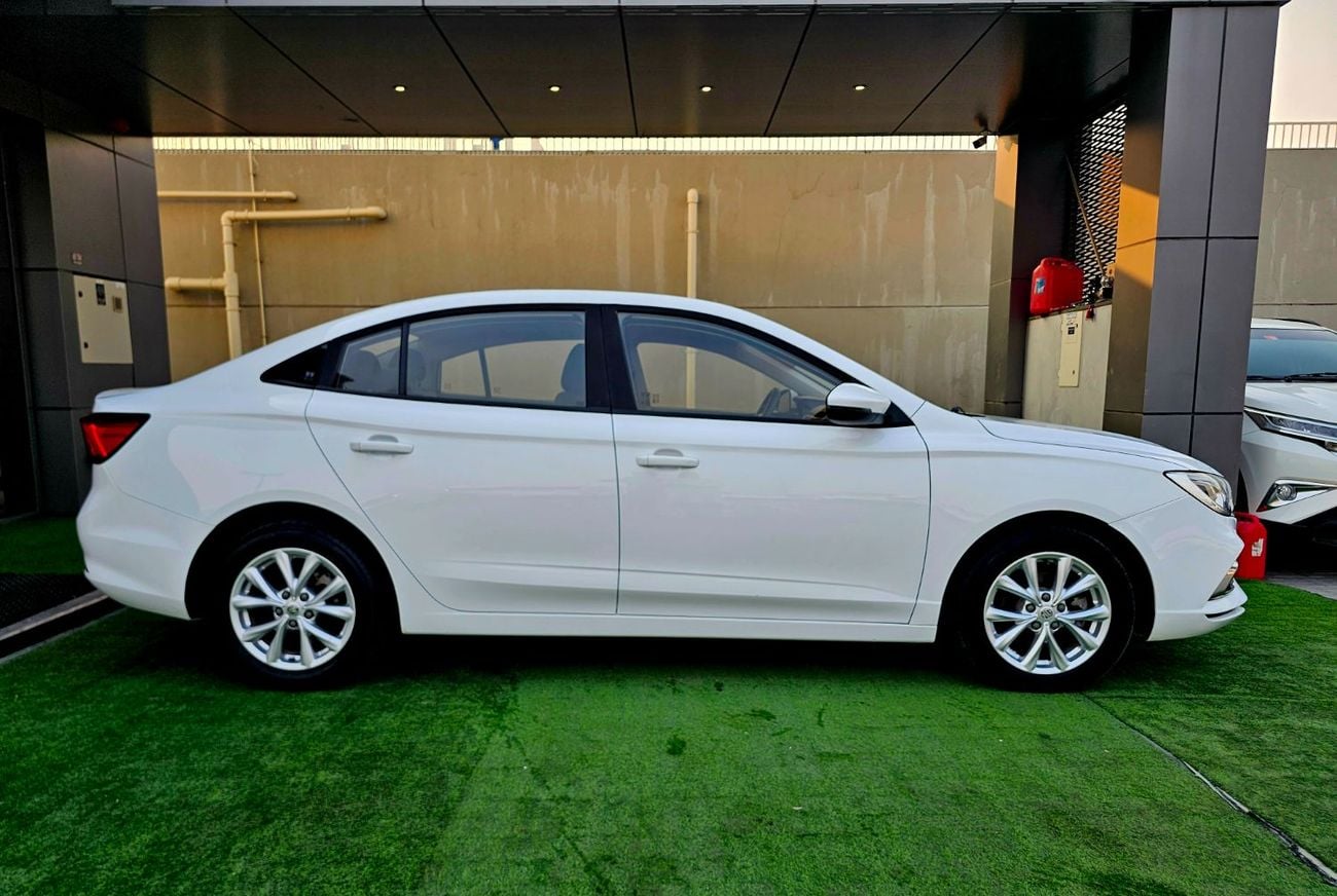 MG 5 STANDARD MG5 / GCC VERSION / WHOLE SALE/ QUANTITY AVAILABLE/ LOW MILEAGE