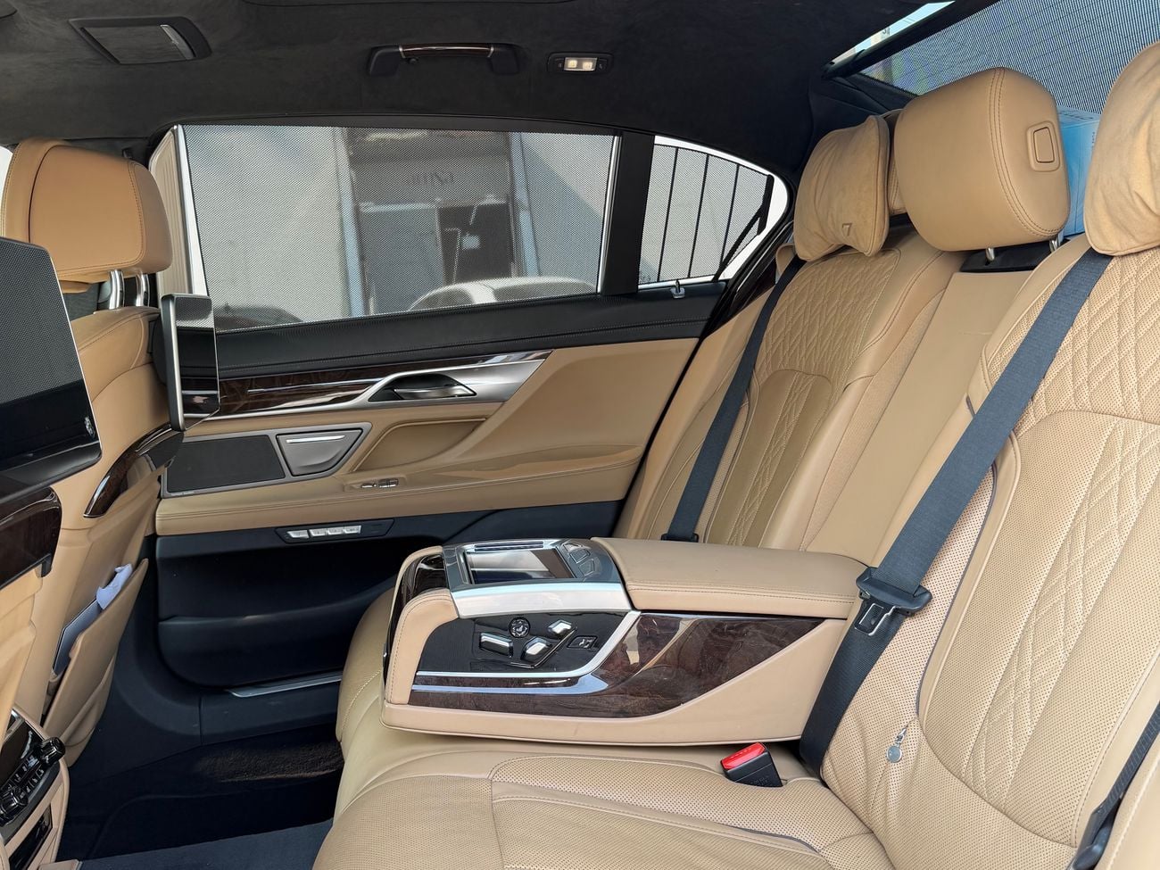 BMW 740Li LUXURY