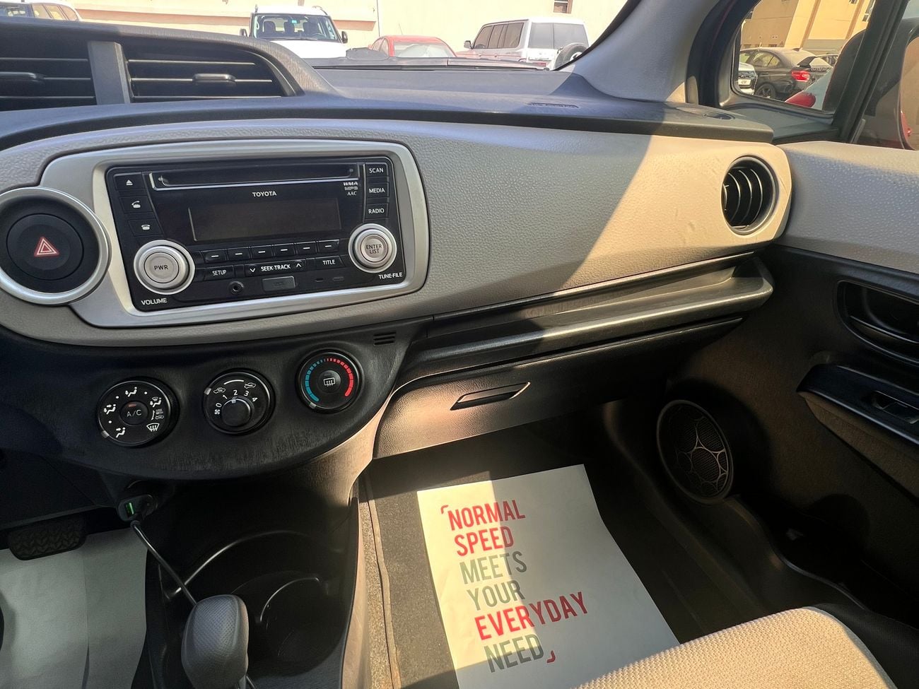 Toyota Yaris MID