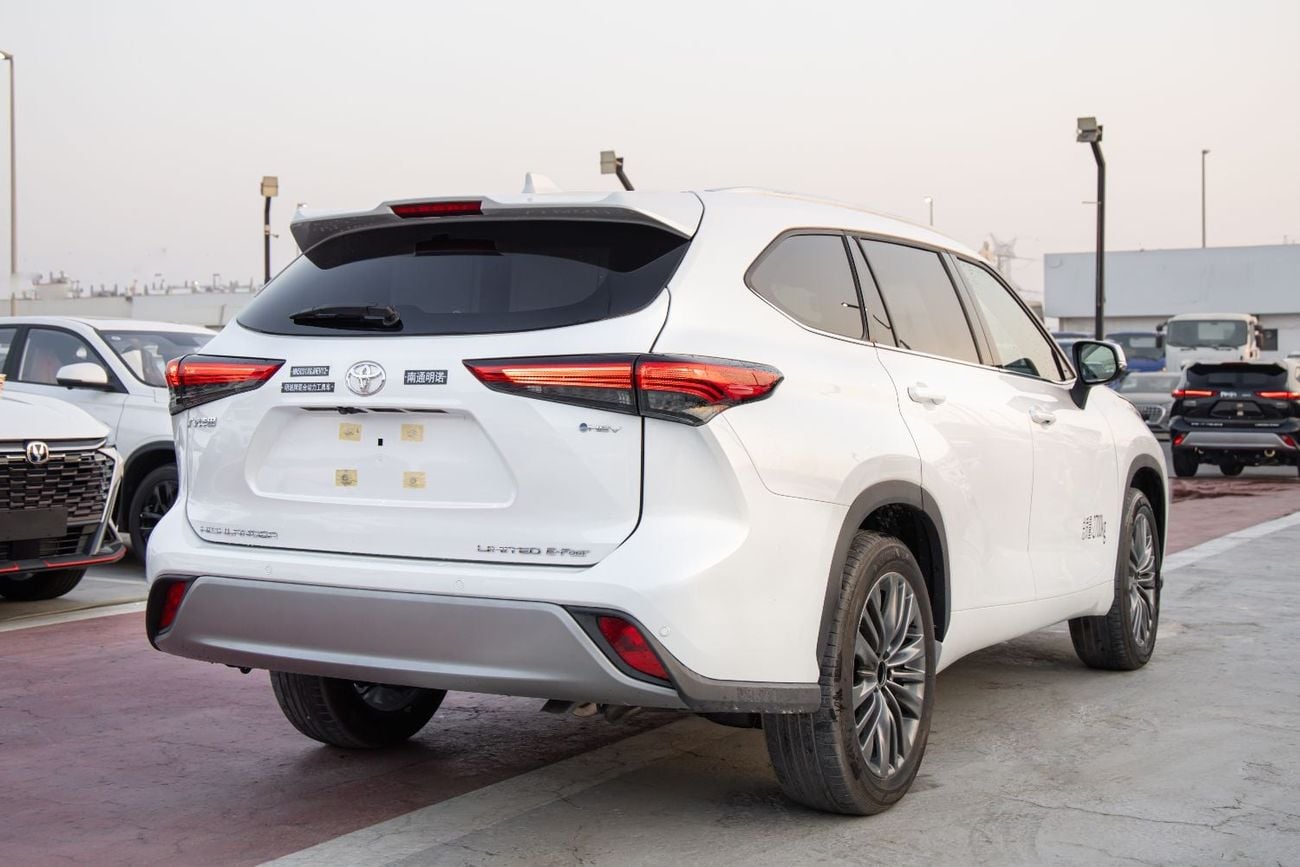 تويوتا هايلاندر LTD HEV تويوتا هايلاندر ليميتد إي-فور | 2026 | المواصفات الصينية | محرك 2.5 لتر هجين | دفع رباعي | للتصدير