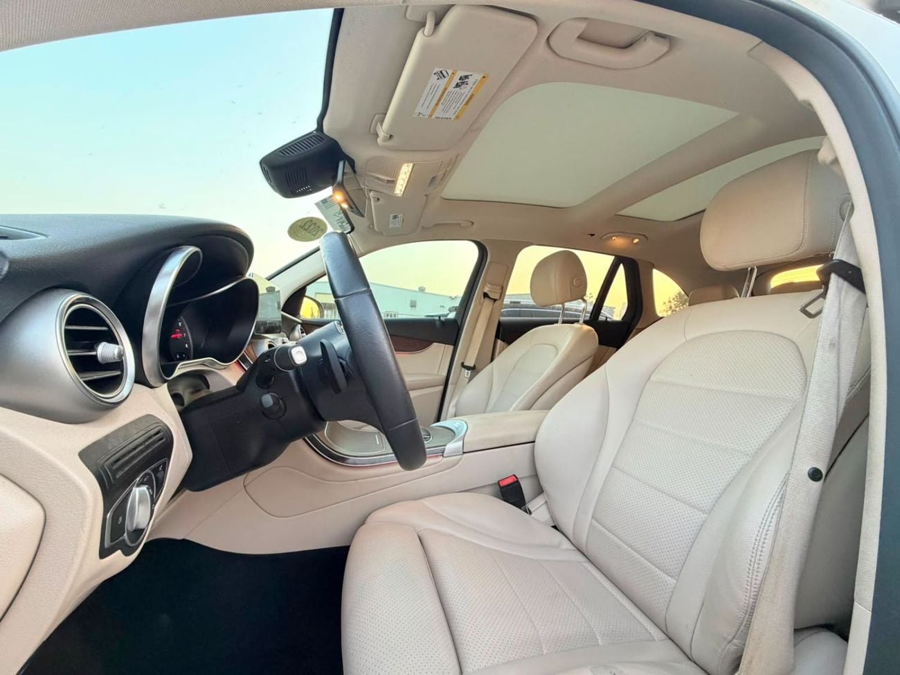 Mercedes Benz GLC 300 STANDARD