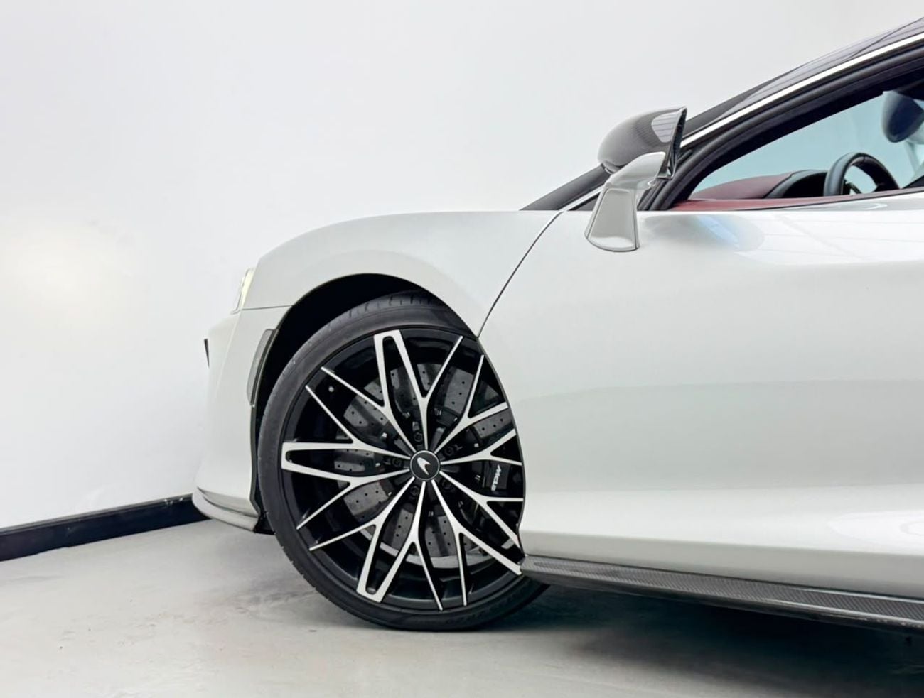 مكلارين GT ستاندارد ماكلارين جي تي 2022، ضمان، حزمة ألياف الكربون، كاملة المواصفات، حالة ممتازة، خليجية