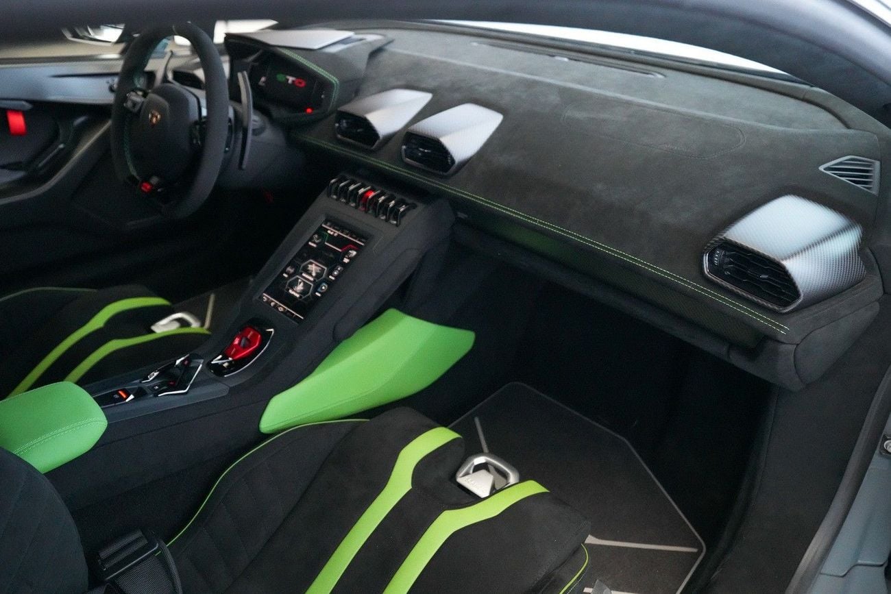 Lamborghini Huracan STO
