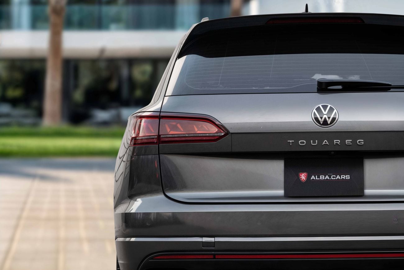 فولكس واجن طوارق R-Line Touareg R-Line | 2,448 P.M | 0% Downpayment | Agency Maintained
