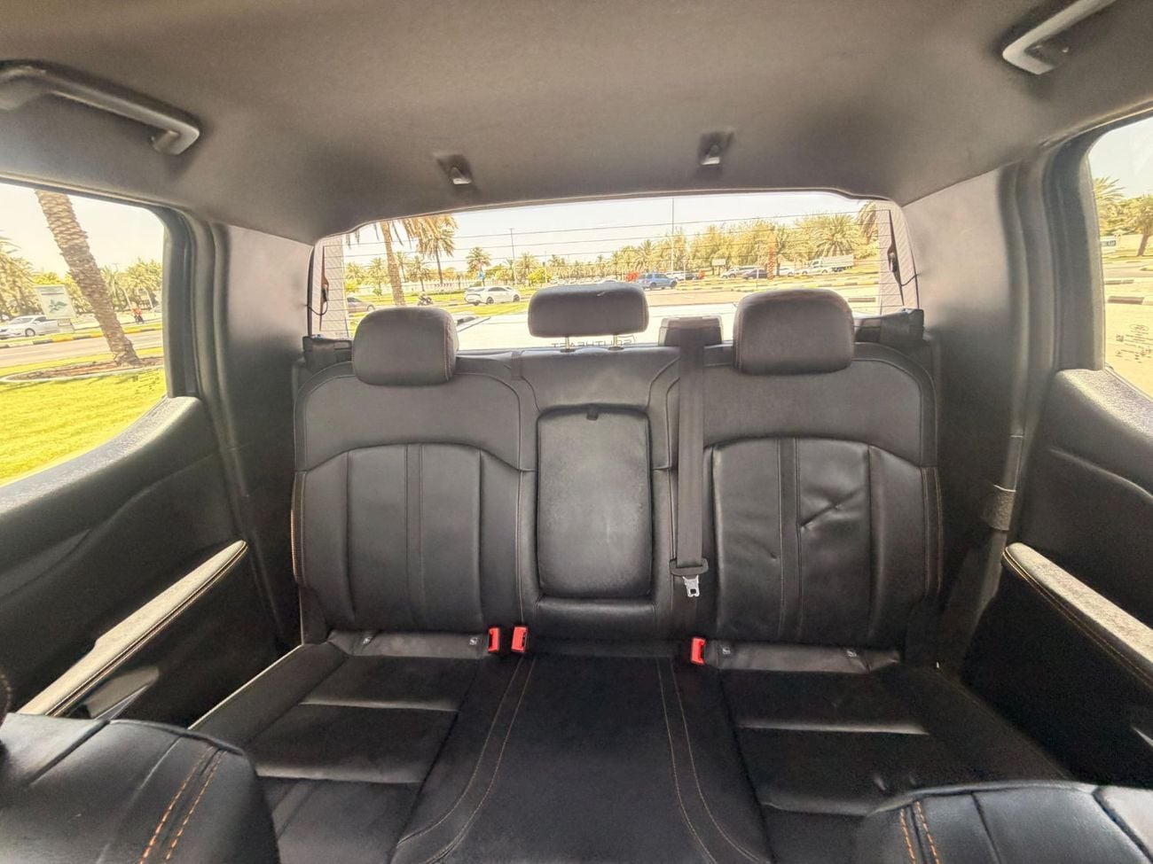 فورد رانجر 3.0L V6 Turbo Diesel Engine 4WD Automatic Gear 360° Camera 5 Seats 4 Doors