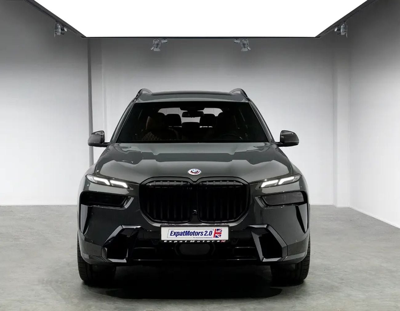 BMW X7 XDRIVE40I M SPORT Warranty + Service Package • Full Service History • GCC