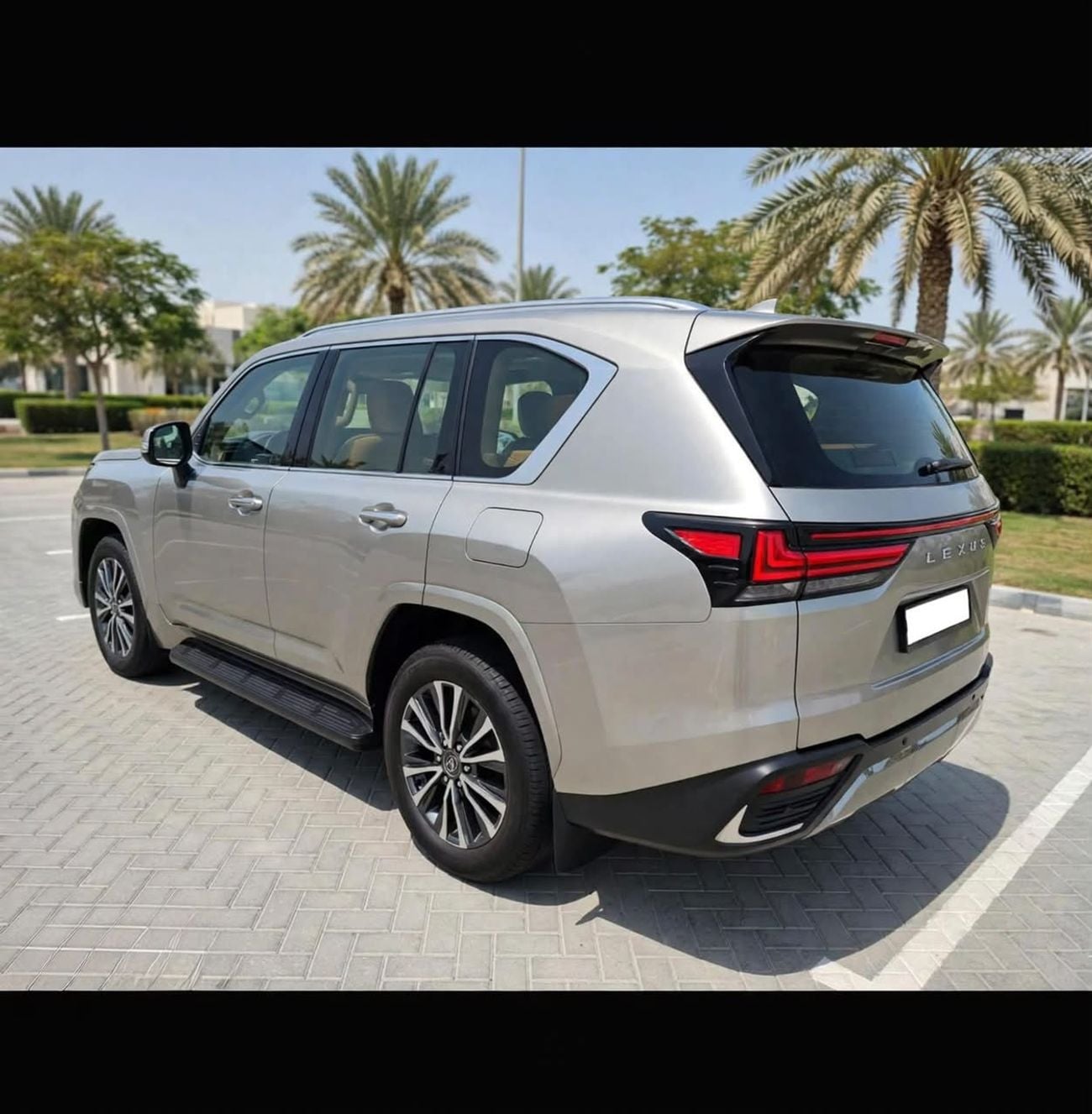Lexus LX600 PRESTIGE