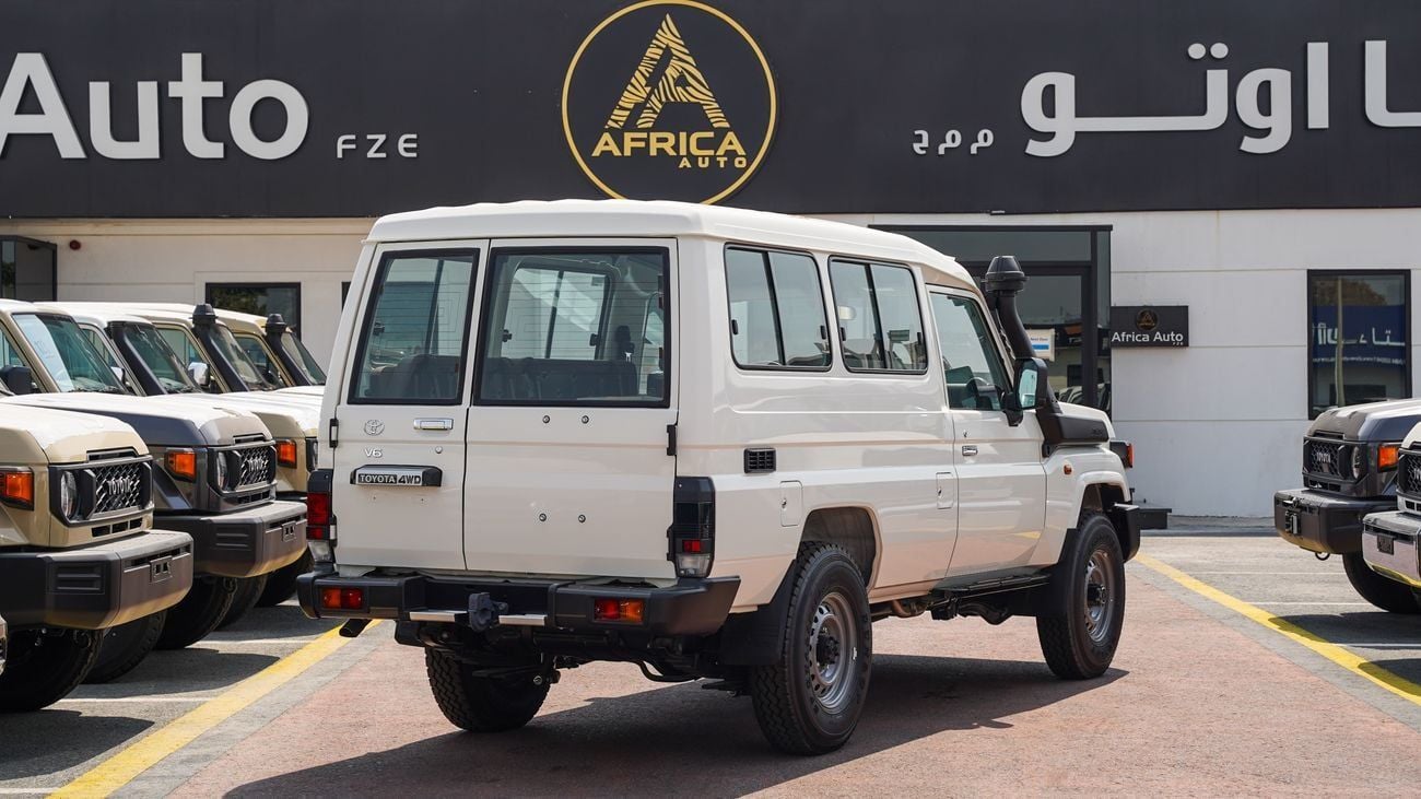 تويوتا Land Cruiser 40 TOYOTA LAND CRUISER 70 HARD TOP 78 LC78 4.0L MT 26 YM
