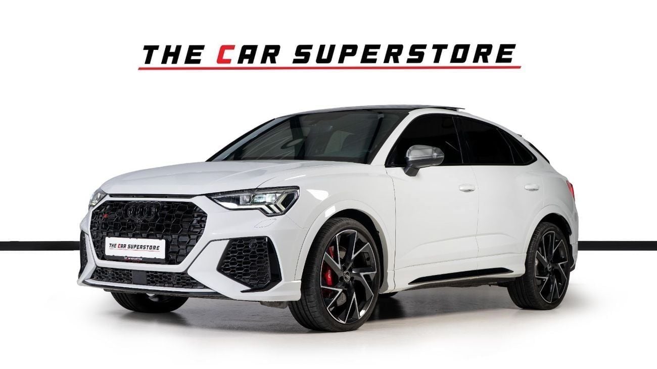 Audi RSQ3 STANDARD TFSI quattro 2.5L Premium Leather Interior-Red Interior Inserts-Honeycomb Stitching