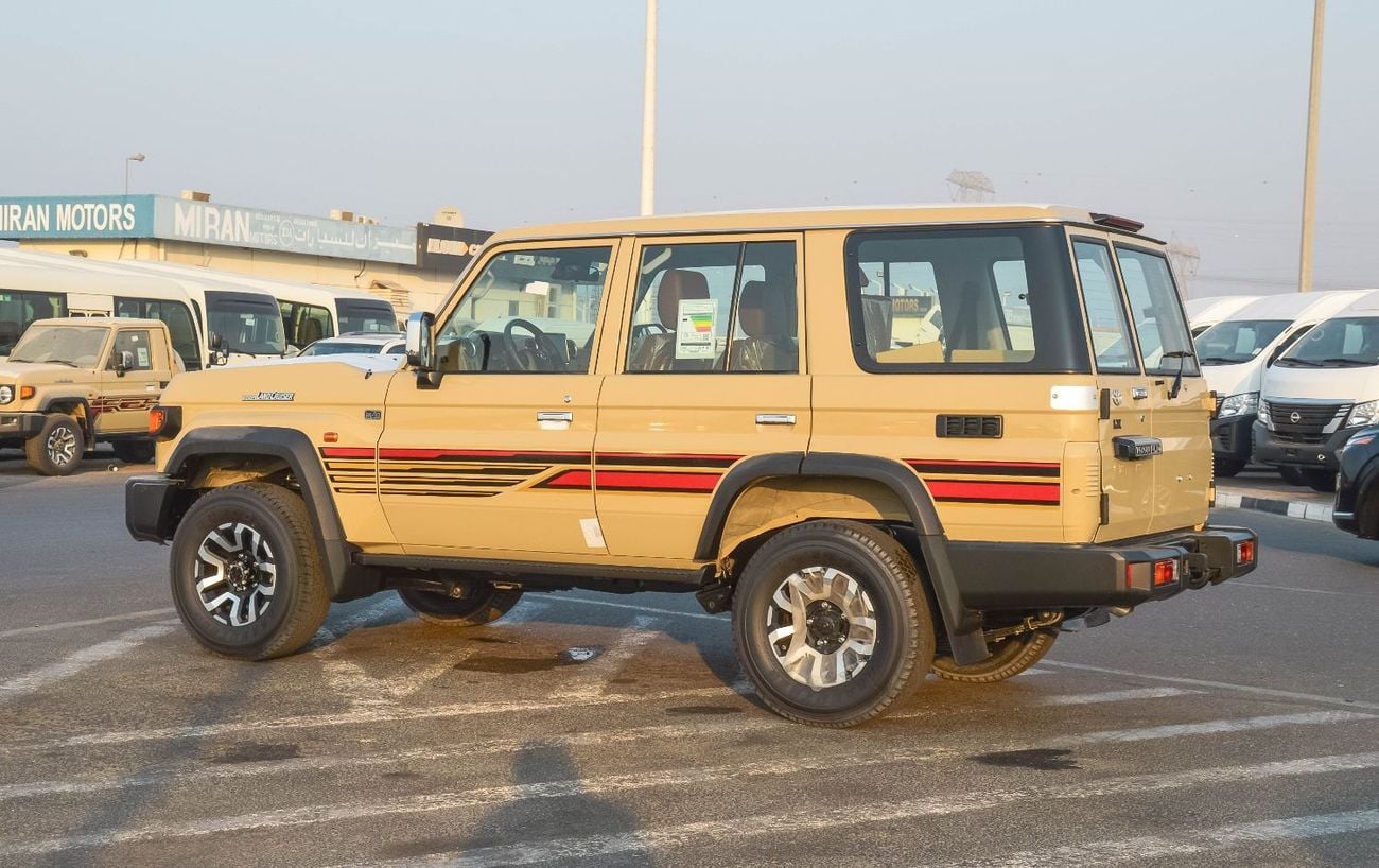 تويوتا لاند كروزر 70 LC76 LX TOYOTA LAND CRUISER 2.8L 4WD DIESEL SUV 2025