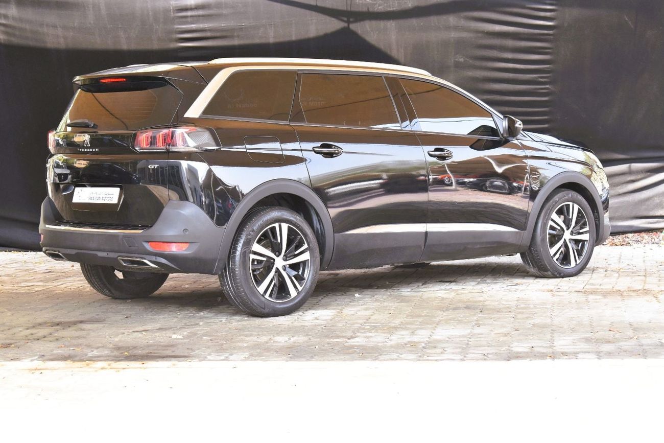 بيجو 5008 GT ابتداءً من 1299 درهمًا إماراتيًا شهريًا، يشمل السعر ضمان المصنّع!