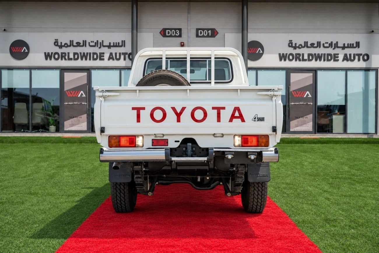Toyota Land Cruiser Pick Up LC79 SINGLE CABIN 2.8L T/DSL STD DL-E AUTOMATIC
