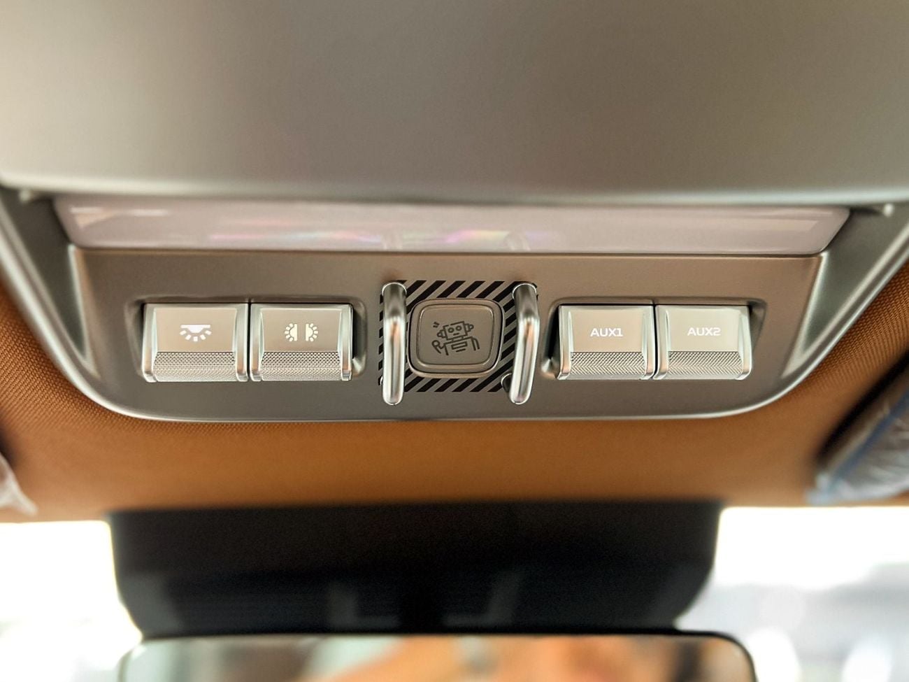 شيري آي كار V27 2027 iCAUR V27 الرائدة 1.5 لتر AWD REEV (تسجيل محلي وتصدير)