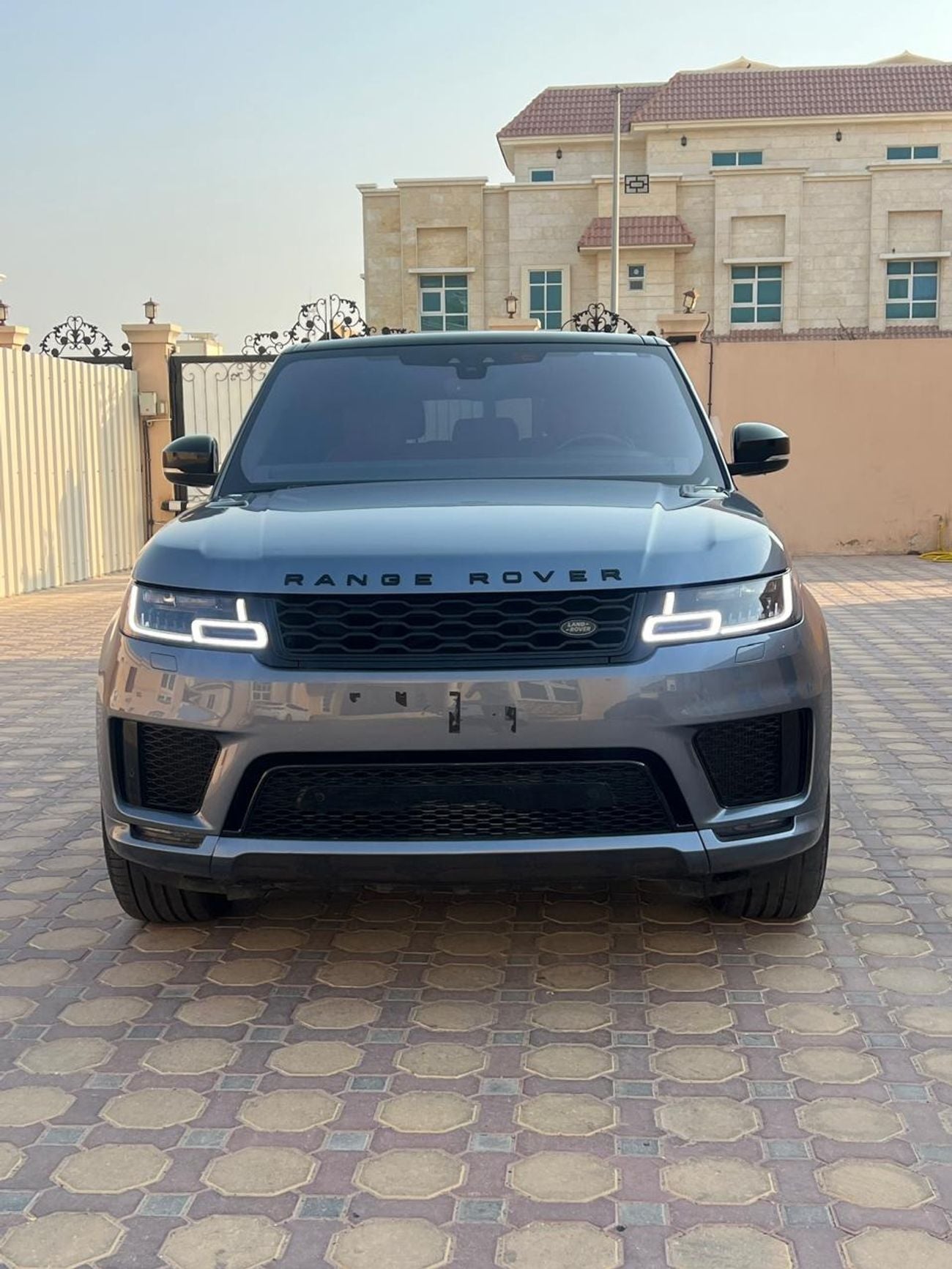 Land Rover Range Rover Sport HSE DYNAMIC