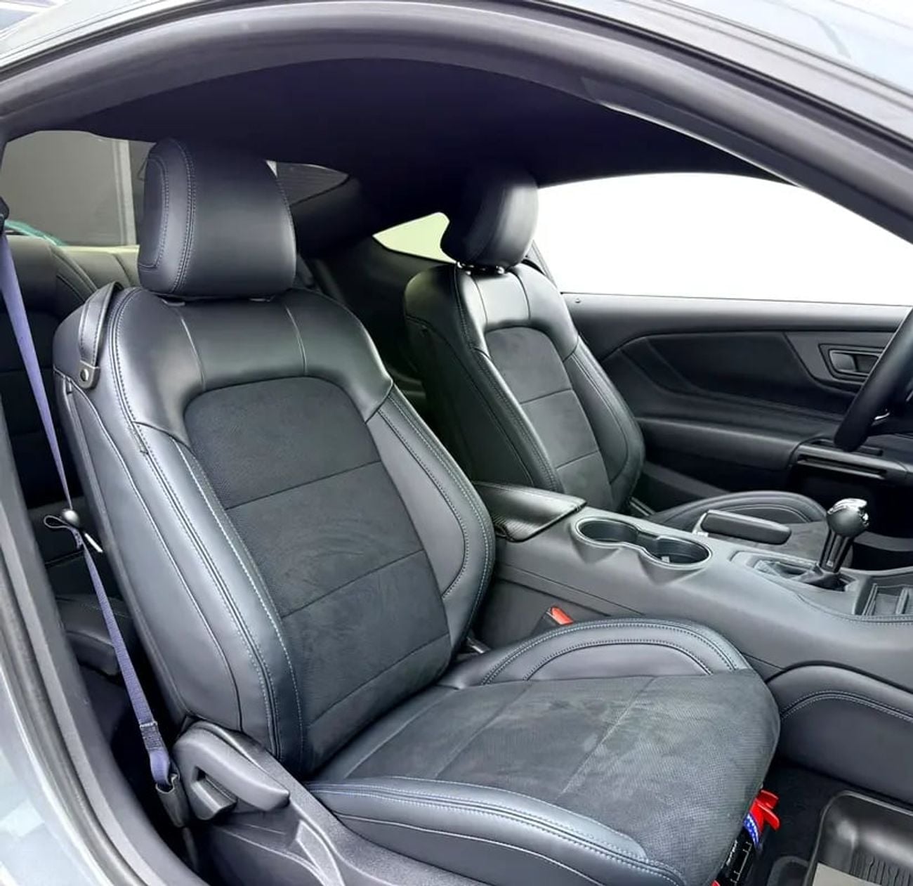 Ford Mustang Dark Horse, Warranty + Service Pack, Full Service History, GCC