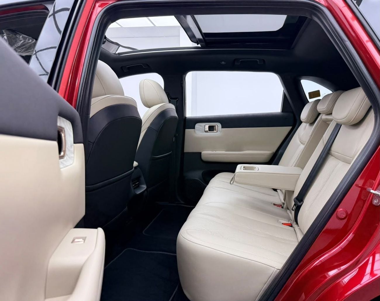 Chevrolet Captiva PREMIER PHEV 2026 Chevrolet Captiva Premier PHEV, 3 Years Chevrolet Warranty, Delivery Kms, Fully Loaded, GCC