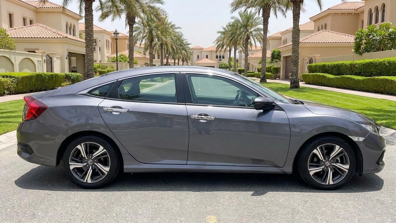 هوندا سيفيك LX SPORT كارس24 هي سوق ضخم للسيارات المستعملة موثوق ومضمون ٪كارس24 هي سوق ضخم للسيارات المستعملة موثوق ومضمون