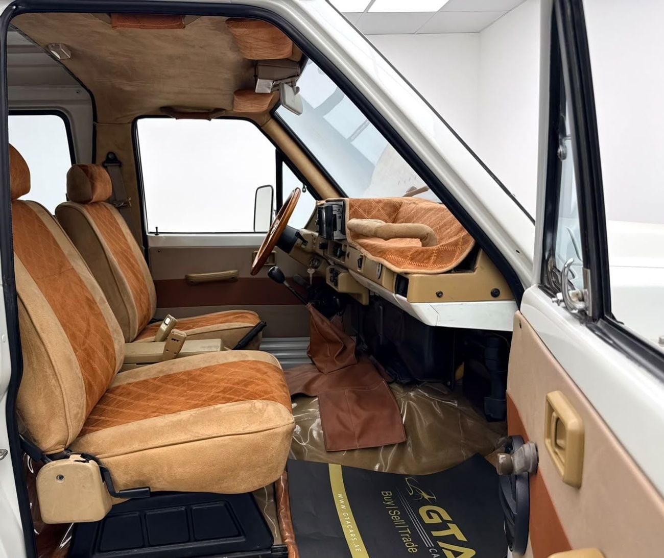 Nissan Patrol 1982 Nissan Patrol Safari, Classic 3-Door 4x4, GCC Specs.