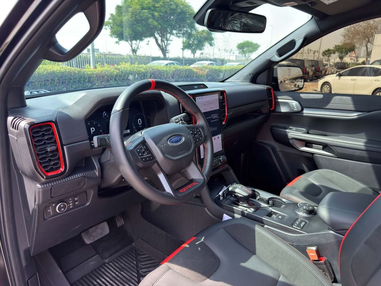 Ford Ranger RAPTOR GCC SPEC LESS KILOMETER